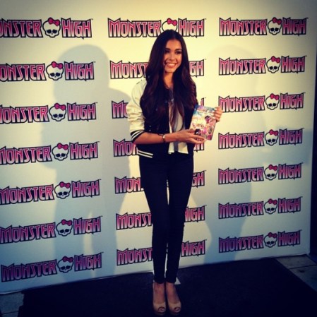 MADISON BEER ON THE BLACK CARPET AT THE MONSTER HIGH PREMIERE ON MARCH 15, 2014