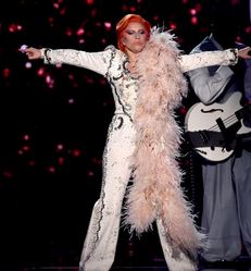 lady gaga with a tribute to david bowie